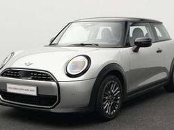 Grau Gebraucht 2024 Mini Cooper Classic Kleinwagen | 23.875 € (Superpreis)