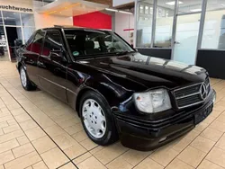 Andere (metallic) Gebraucht 1991 Mercedes E500 Limousine | 29.850 €