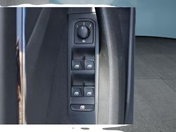 Blau Gebraucht 2022 Skoda Kamiq SUV | 18.549 € (Guter Preis)