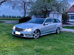 Silber Gebraucht 2011 Mercedes E500 Avantgarde Kombi | 21.800 € (Teuer)