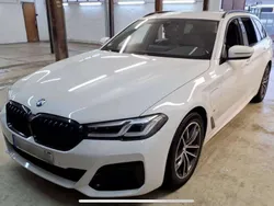 Weiß Gebraucht 2021 BMW 530e M Sport Kombi | 29.900 € (Guter Preis)