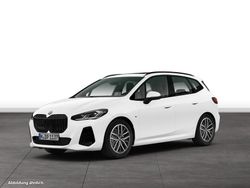 Weiß Gebraucht 2025 BMW 223 Active Tourer M Sport Van / Kleinbus | 44.141 € (Etwas zu teuer)