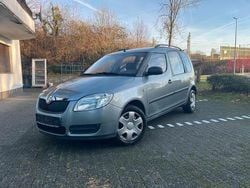 Silber Gebraucht 2010 Skoda Roomster Van / Kleinbus | 6.299 € (Etwas zu teuer)