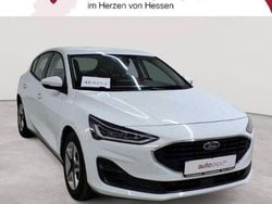 Frozen white Gebraucht 2022 Ford Focus Cool & Connect Kombi | 15.689 € (Guter Preis)