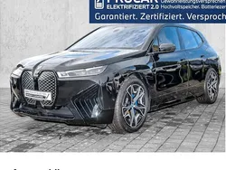 Schwarz Gebraucht 2022 BMW iX SUV | 47.995 € (Guter Preis)