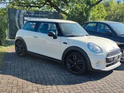 Weiß Gebraucht 2015 Mini ONE Kleinwagen | 7.600 € (Guter Preis)