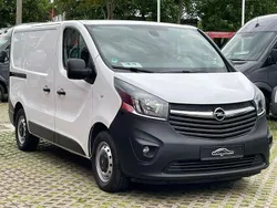 Weiß Gebraucht 2017 Opel Vivaro Van | 9.999 € (Guter Preis)