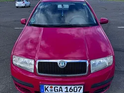 Rot Gebraucht 2005 Skoda Fabia Kombi | 750 € (Guter Preis)