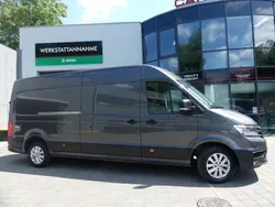 Indiumgrau metallic Gebraucht 2018 VW Crafter Van | 22.800 € (Etwas zu teuer)