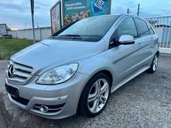 Silber Gebraucht 2008 Mercedes B200 Van / Kleinbus | 3.099 € (Guter Preis)