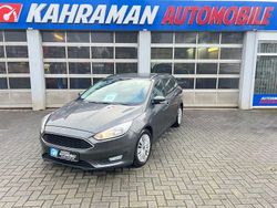 Grau Gebraucht 2015 Ford Focus Business Edition Kombi | 7.999 € (Fairer Preis)