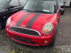 Rot Gebraucht 2009 Mini ONE Kleinwagen | 3.999 € (Fairer Preis)