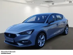 Silber Gebraucht 2023 Seat Leon FR Limousine | 20.280 € (Superpreis)