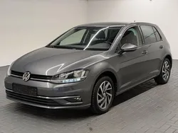 Grau (indiumgraumet.) Gebraucht 2017 VW Golf VII Sound Limousine | 16.980 € (Etwas zu teuer)