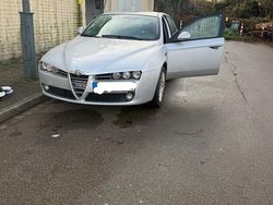 Silber Gebraucht 2006 Alfa Romeo 159 Kombi | 1.750 € (Guter Preis)