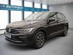 Schwarz Gebraucht 2023 VW Tiguan SUV | 24.690 € (Superpreis)