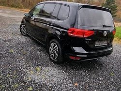 Schwarz Gebraucht 2020 VW Touran Van / Kleinbus | 13.900 € (Fairer Preis)