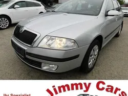 Silber Gebraucht 2008 Skoda Octavia Ambiente Kombi | 1.950 € (Fairer Preis)