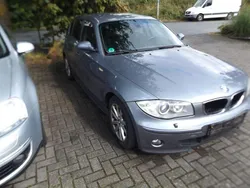 Blau Gebraucht 2006 BMW 118 Kleinwagen | 2.600 € (Guter Preis)