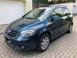 Grau Gebraucht 2009 VW Golf Plus United Van / Kleinbus | 3.450 € (Fairer Preis)