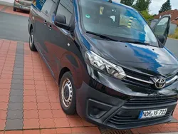 Schwarz Gebraucht 2018 Toyota Proace Van | 18.500 €
