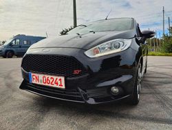Schwarz Gebraucht 2015 Ford Fiesta ST Kleinwagen | 6.990 € (Guter Preis)