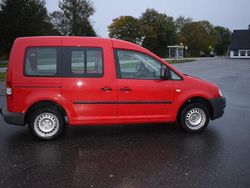 Rot Gebraucht 2008 VW Caddy Life Van / Kleinbus | 5.900 € (Teuer)