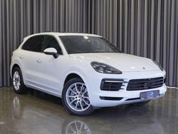 Weiß Gebraucht 2022 Porsche Cayenne Basis SUV | 64.950 €