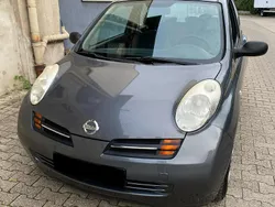 Grau Gebraucht 2004 Nissan Micra Kleinwagen | 1.750 € (Fairer Preis)