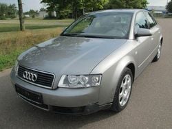 Grau Gebraucht 2003 Audi A4 Limousine | 1.500 € (Superpreis)