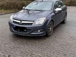 Gebraucht 2008 Opel Astra Cabriolet Edition Cabrio | 2.000 € (Guter Preis)