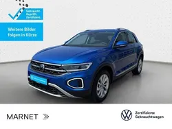 Ravennablau metallic Gebraucht 2024 VW T-Roc Style SUV | 31.430 € (Fairer Preis)