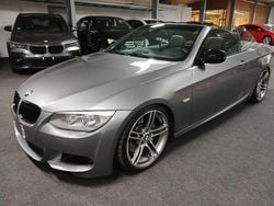 Grau Gebraucht 2012 BMW 335 Cabriolet Performance Cabrio | 29.500 €