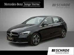 Andere farbe Gebraucht 2023 Mercedes B180 Progressive Van / Kleinbus | 27.750 € (Guter Preis)