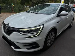 Weiß Gebraucht 2021 Renault Mégane IV Limousine | 8.211 € (Guter Preis)