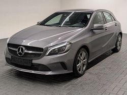 Grau Gebraucht 2016 Mercedes A180 Limousine | 13.480 € (Fairer Preis)