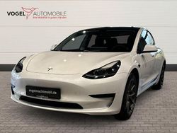 Weiß Gebraucht 2021 Tesla Model 3 Standard Range Plus Limousine | 26.870 € (Fairer Preis)