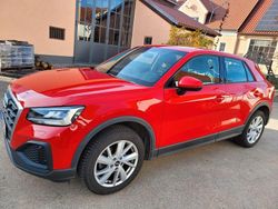 Rot Gebraucht 2021 Audi Q2 Sport SUV | 20.100 € (Guter Preis)