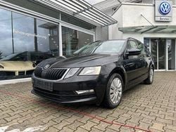 Schwarz Gebraucht 2019 Skoda Octavia G-TEC Kombi | 11.980 € (Fairer Preis)