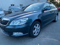 Grau Gebraucht 2012 Skoda Octavia Elegance Limousine | 4.800 €