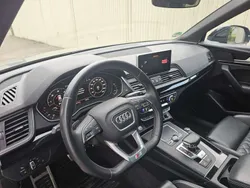 Grau Gebraucht 2019 Audi SQ5 SUV | 41.900 € (Fairer Preis)