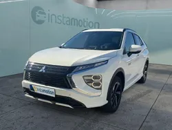 Weiß Gebraucht 2022 Mitsubishi Eclipse Cross SUV | 25.649 € (Fairer Preis)
