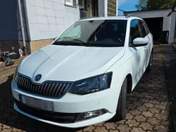 Weiß Gebraucht 2016 Skoda Fabia Joy Kombi | 13.300 € (Fairer Preis)