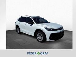 Oryxweiß perlmutteffekt Gebraucht 2024 VW Tiguan R-line SUV | 38.290 € (Guter Preis)