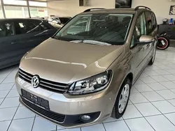 Beige Gebraucht 2012 VW Touran Comfortline Van / Kleinbus | 11.900 € (Etwas zu teuer)
