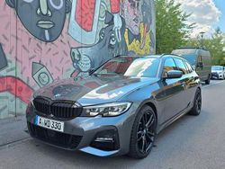 Grau Gebraucht 2022 BMW 330 M Sport Kombi | 35.999 € (Superpreis)