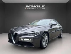 Grau Gebraucht 2017 Alfa Romeo Giulia Super Limousine | 17.900 € (Superpreis)
