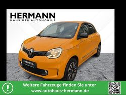 Gelb Gebraucht 2023 Renault Twingo Techno Kleinwagen | 13.612 € (Fairer Preis)