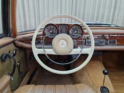Mercedes W111