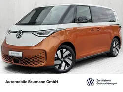 Candyweiß/energetic orange m Gebraucht 2023 VW ID. Buzz Pro Van | 42.450 € (Fairer Preis)